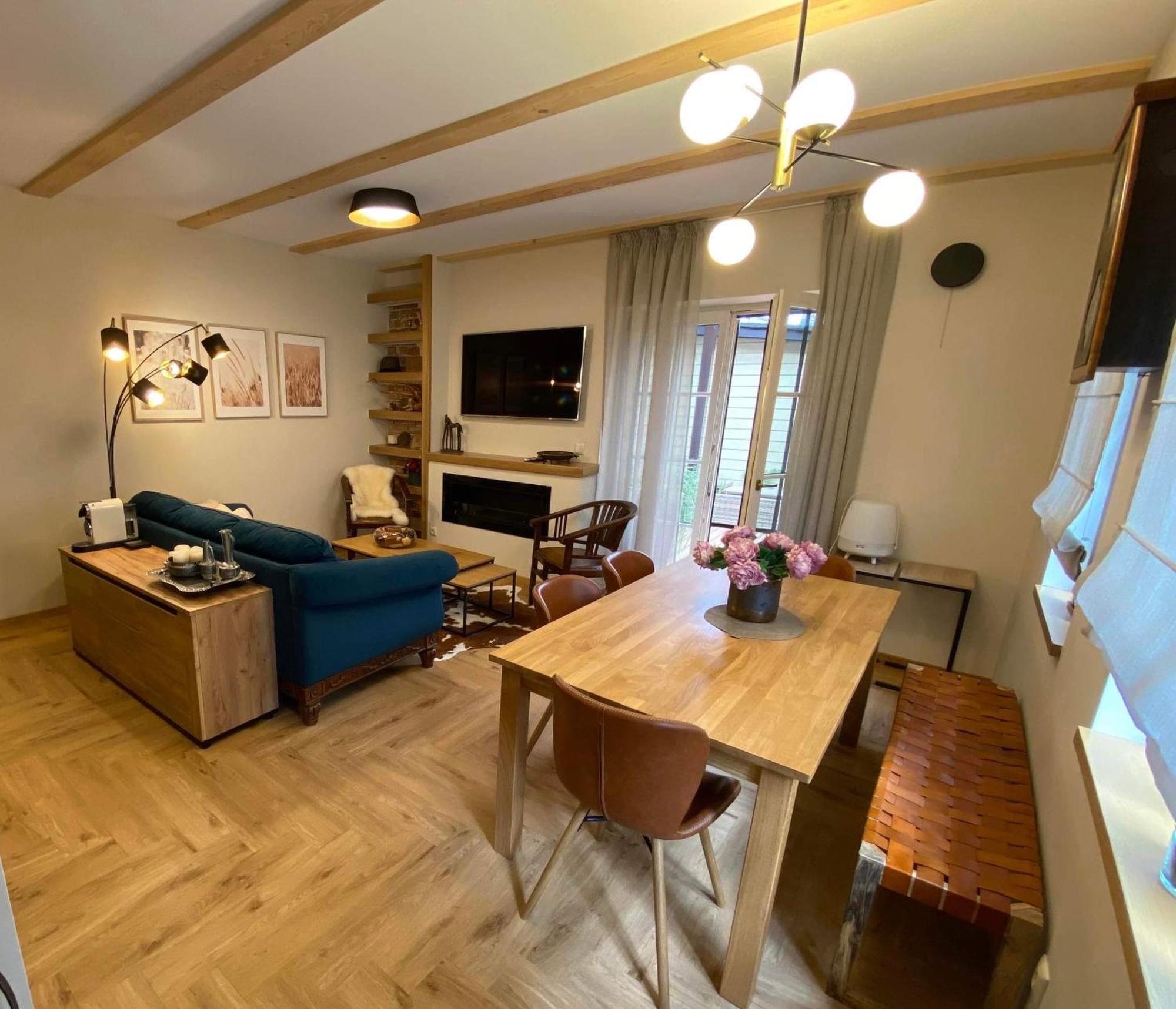 Memel Townhouse Apartamentai Клайпеда Экстерьер фото